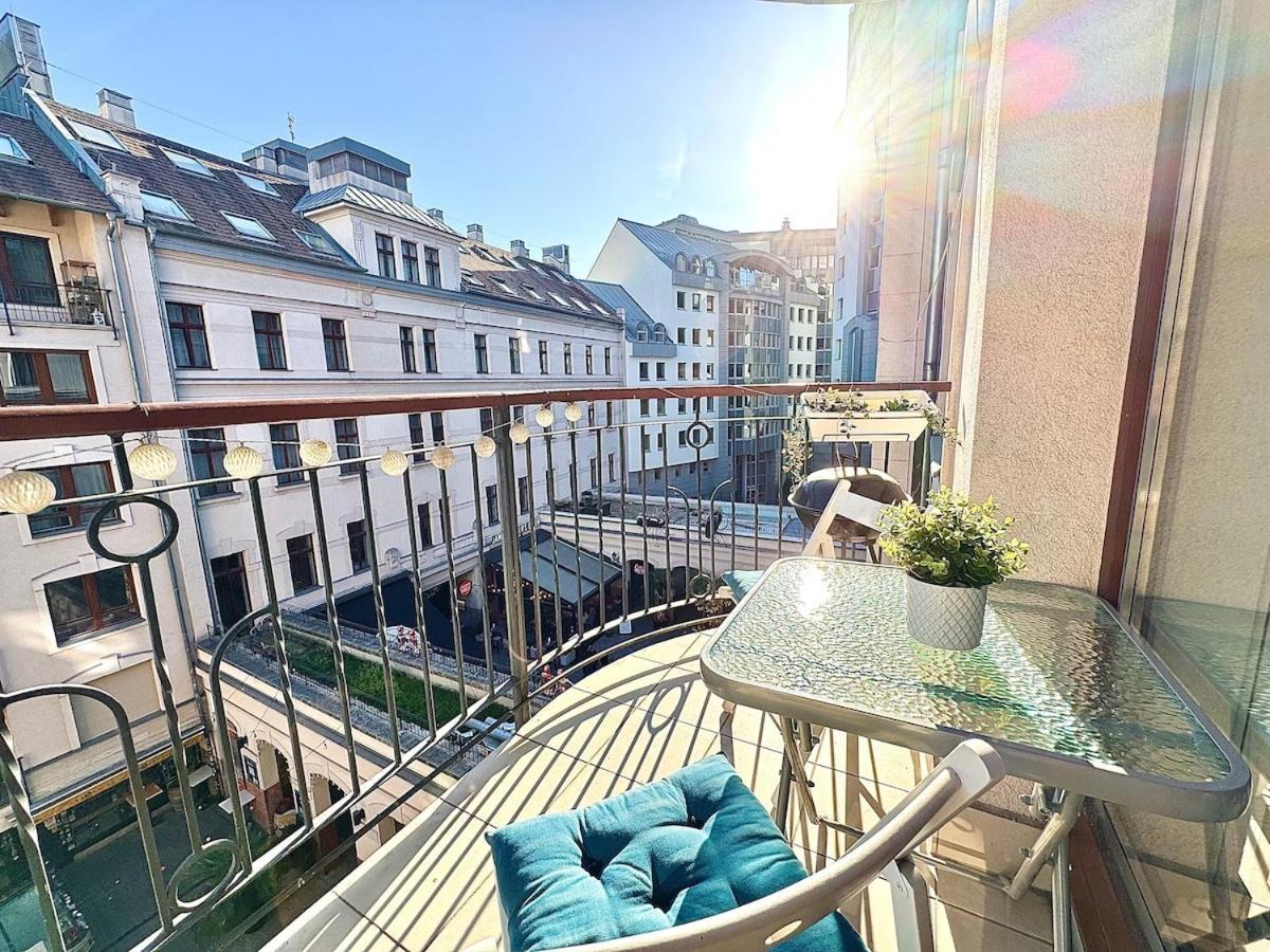 Hollo - Gozsdu Centre Apartment *